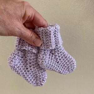 Newborn Baby Orchid Booties